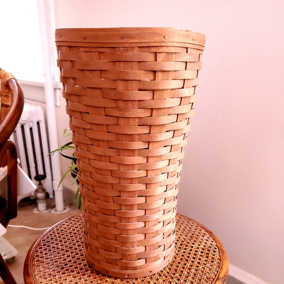 Longaberger umbrella basket - Picture 1 of 1